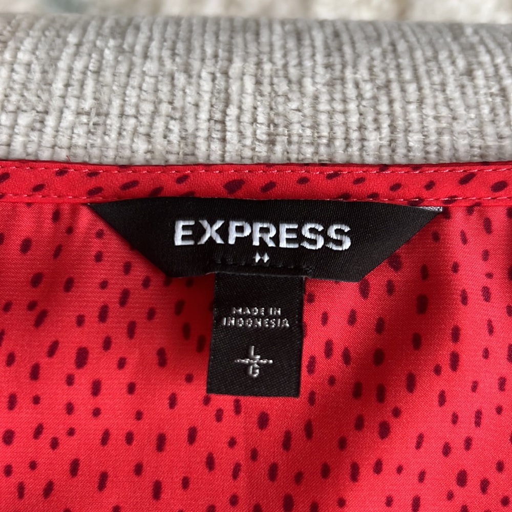 Express top - Picture 2 of 2